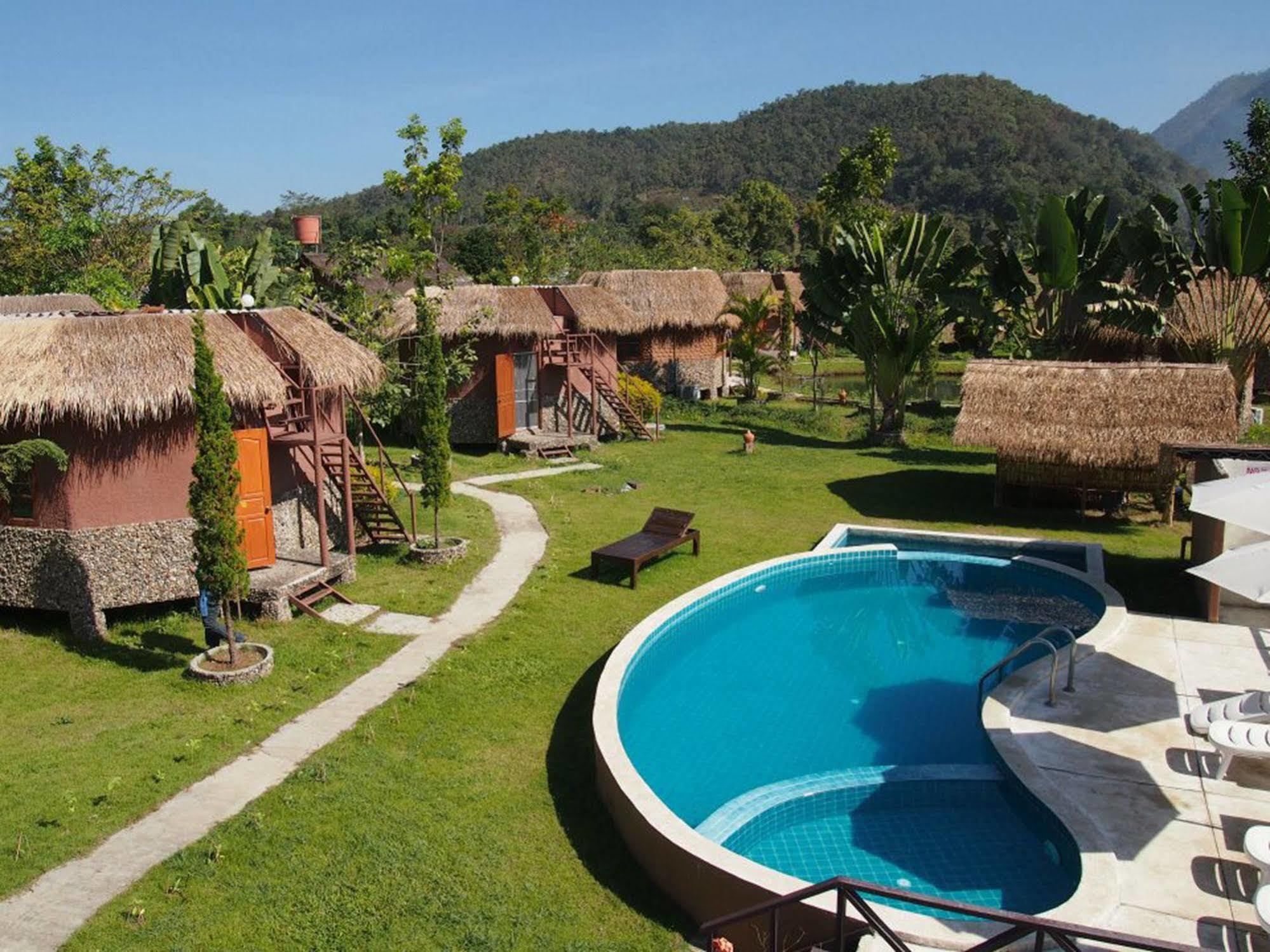 The Countryside Pai Hotel Exterior photo